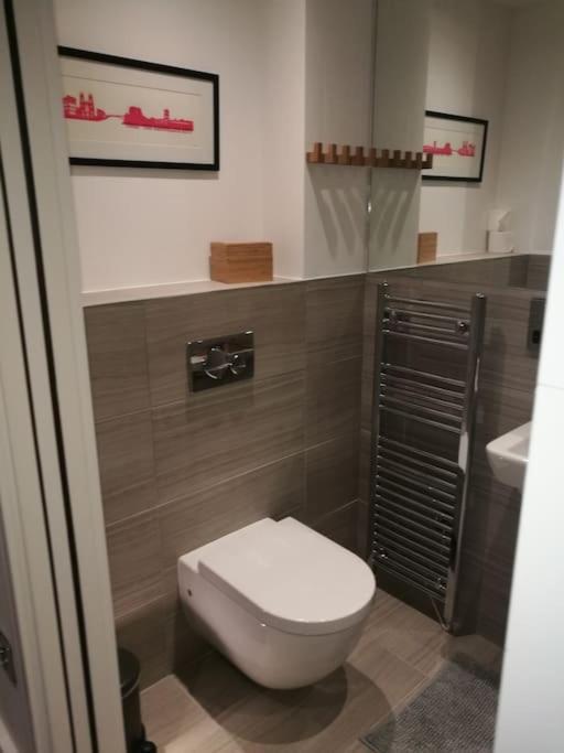 21 The Cocoa Suites Йорк Екстер'єр фото