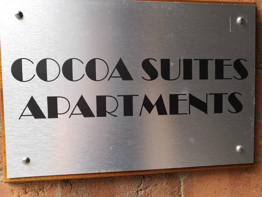 21 The Cocoa Suites Йорк Екстер'єр фото